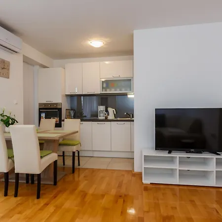 Ruzica By Interhome Kaštela