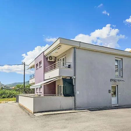 Ruzica By Interhome Kaštela